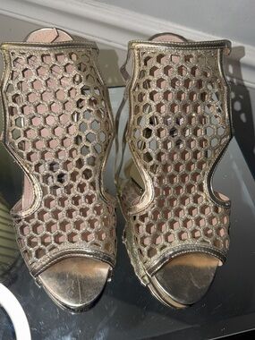 SAS Metallic Gold Honeycomb Cutout Peep-Toe Heels